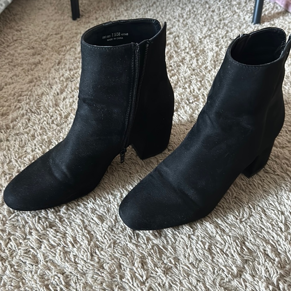 Chinese laundry Davinna booties